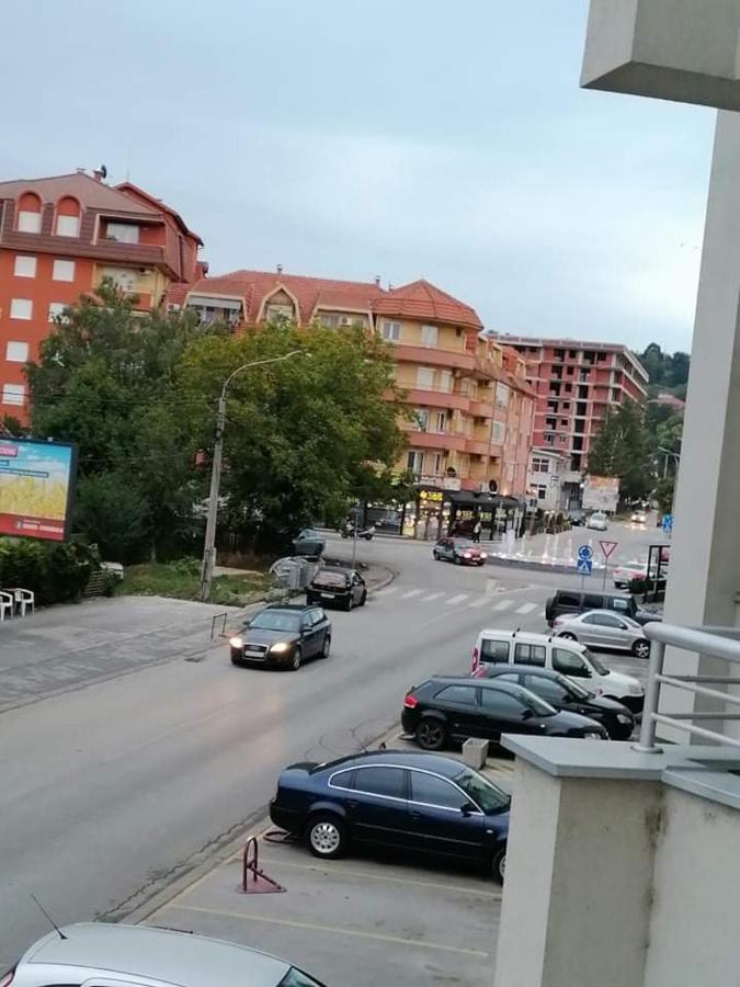 Dobi Apartmani Wing Jagodina Esterno foto