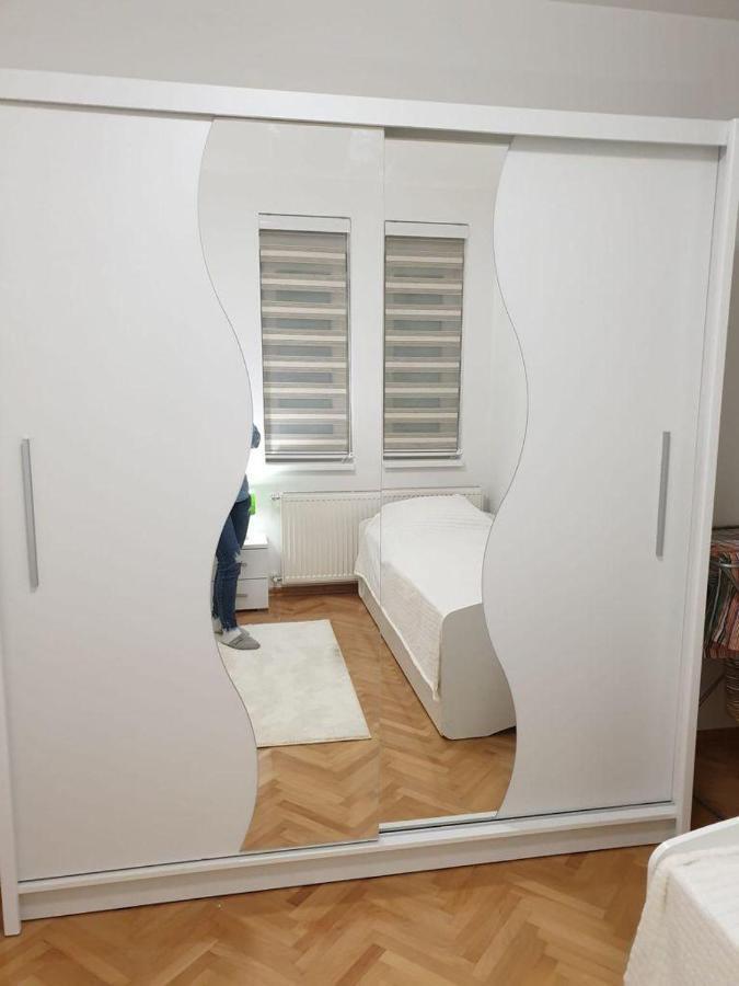 Dobi Apartmani Wing Jagodina Esterno foto