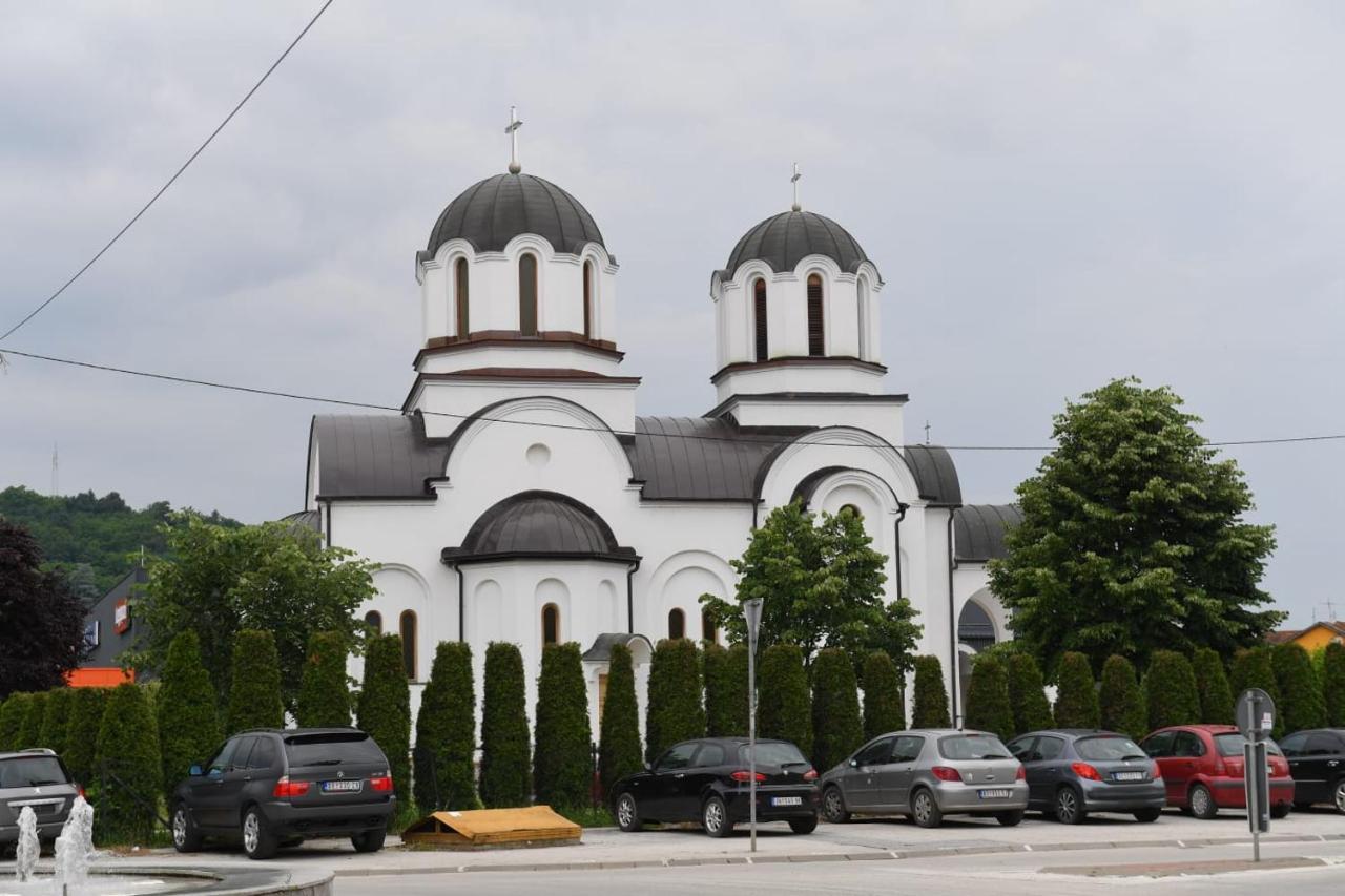 Dobi Apartmani Wing Jagodina Esterno foto