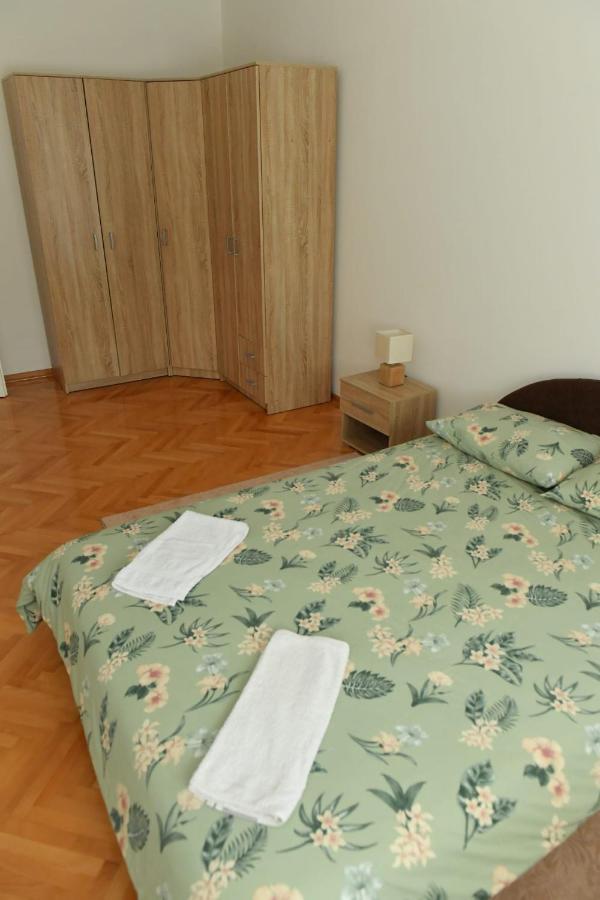 Dobi Apartmani Wing Jagodina Esterno foto