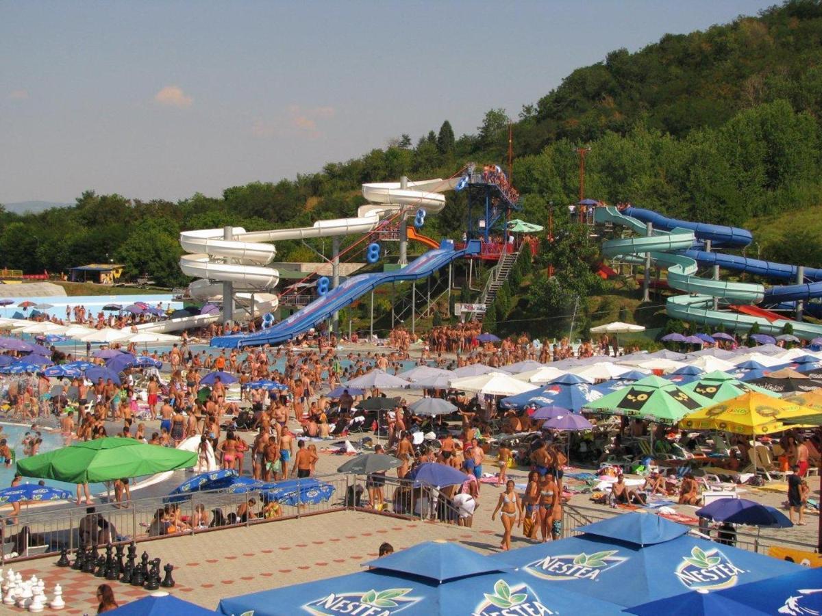 Dobi Apartmani Wing Jagodina Esterno foto