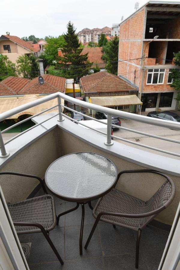 Dobi Apartmani Wing Jagodina Esterno foto